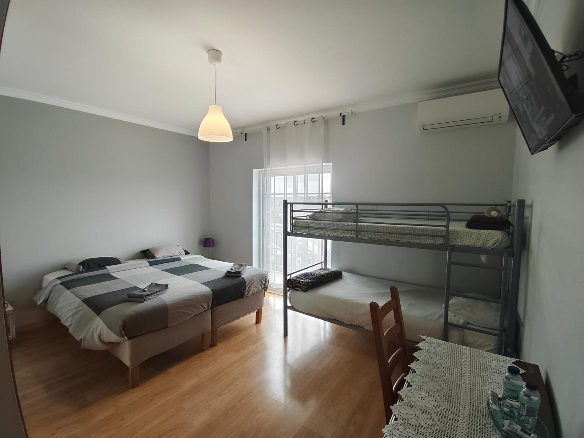 Residencial Marialva Park Hotel Corroios Bagian luar foto