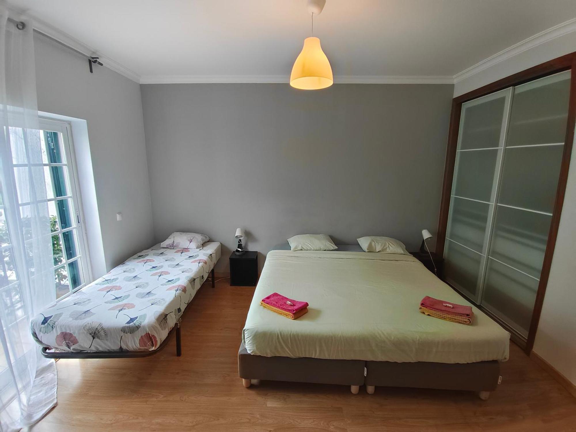 Residencial Marialva Park Hotel Corroios Bagian luar foto