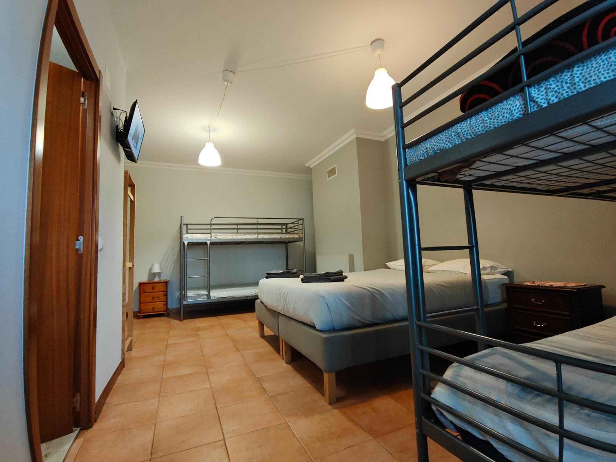 Residencial Marialva Park Hotel Corroios Bagian luar foto